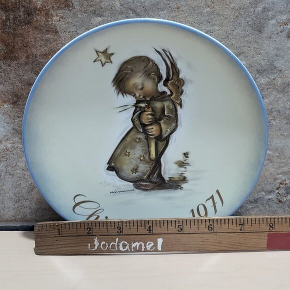 Schmid Hummel Christmas 1971 Decorative Wall Hanging Plate - Picture 7 of 10